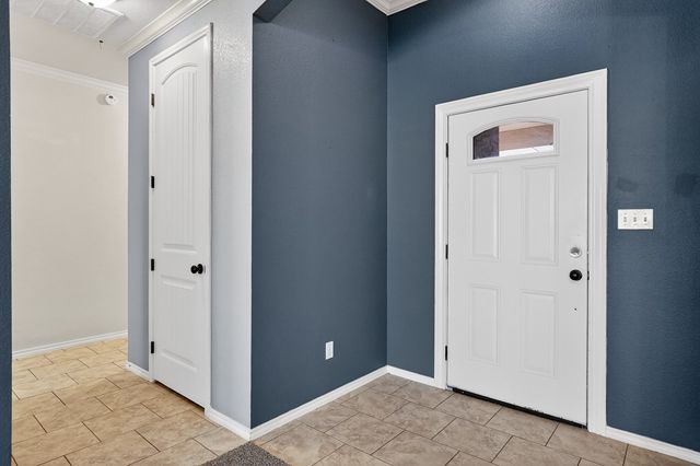 803 Cheyenne St, Midland, TX 79706