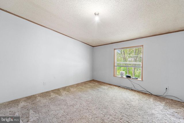 402 FORDHOOK, Doylestown, PA 18901