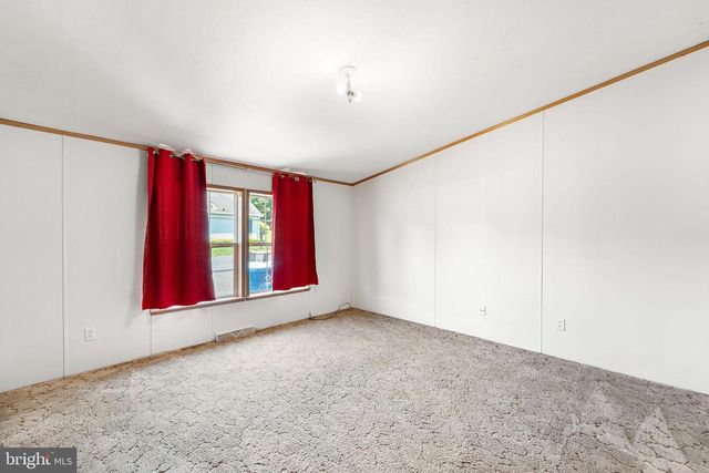 402 FORDHOOK, Doylestown, PA 18901