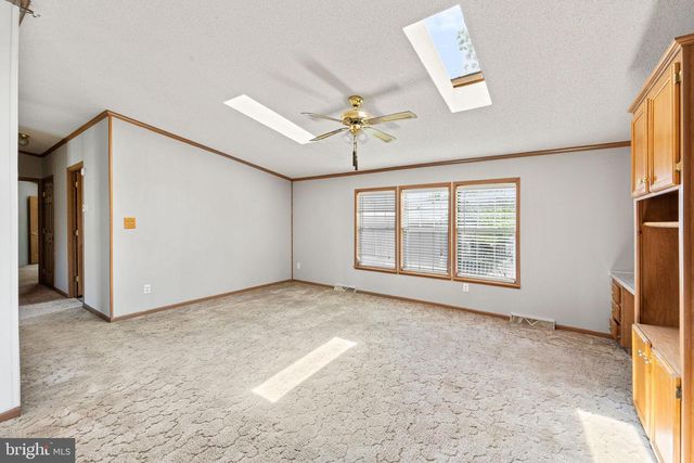 402 FORDHOOK, Doylestown, PA 18901
