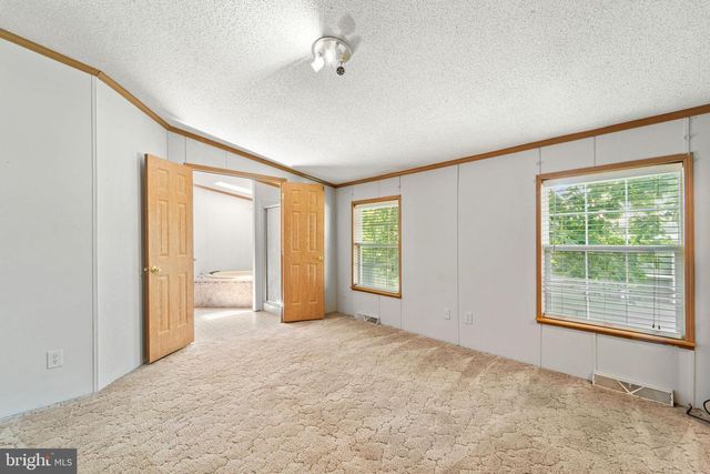402 FORDHOOK, Doylestown, PA 18901