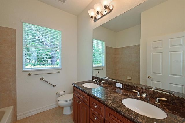 10622 CONCH SHELL TERRACE, Bradenton, FL 34212