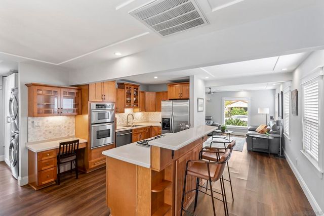 4502 Vista St, San Diego, CA 92116