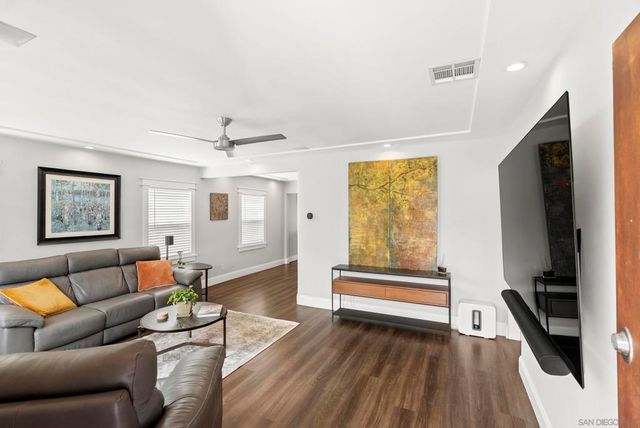 4502 Vista St, San Diego, CA 92116