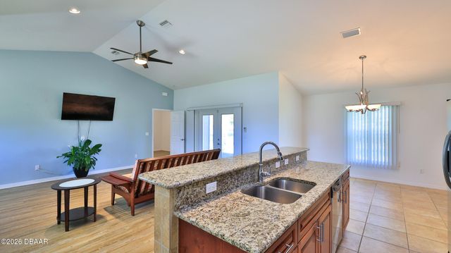 28 Ames Lane, Daytona Beach, FL 32118