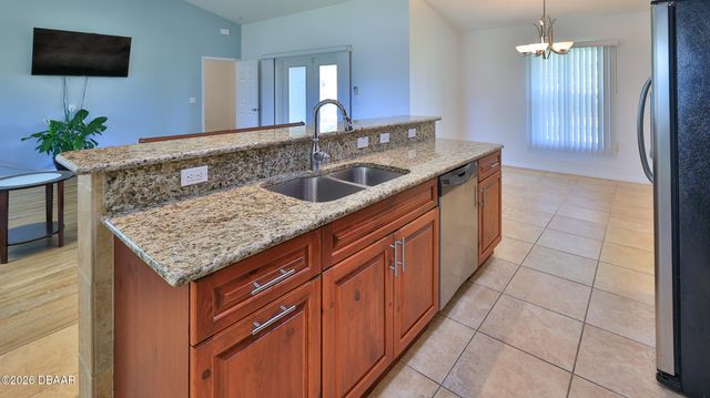 28 Ames Lane, Daytona Beach, FL 32118