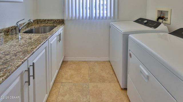 28 Ames Lane, Daytona Beach, FL 32118