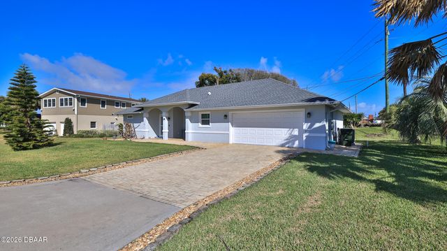 28 Ames Lane, Daytona Beach, FL 32118