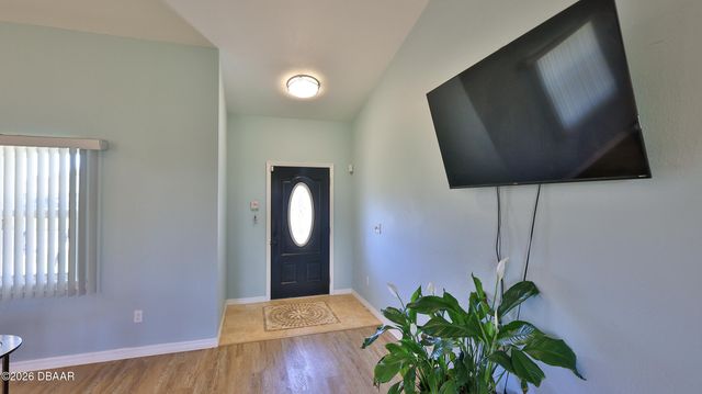 28 Ames Lane, Daytona Beach, FL 32118