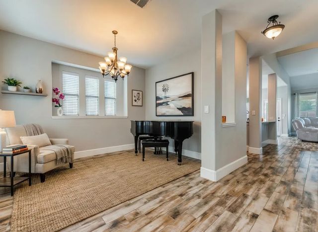 1605 Barnard Lane, Savannah, TX 76227