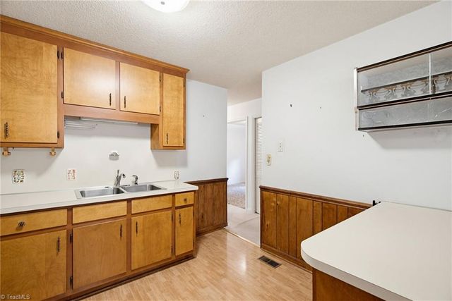 2718 Shaftsbury Street, Durham, NC 27704