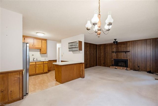2718 Shaftsbury Street, Durham, NC 27704