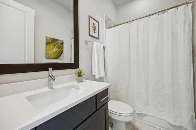 653 Dalton Lane, Irving, TX 75039