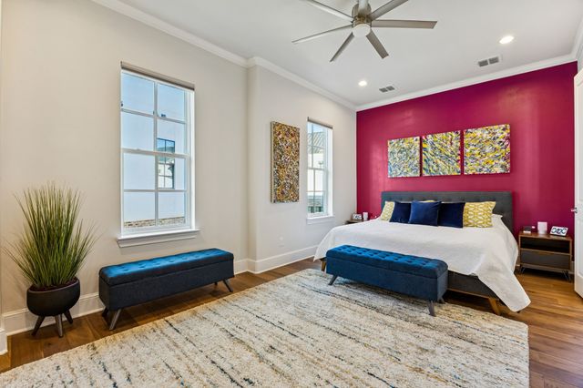 653 Dalton Lane, Irving, TX 75039