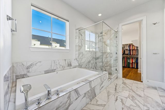 653 Dalton Lane, Irving, TX 75039