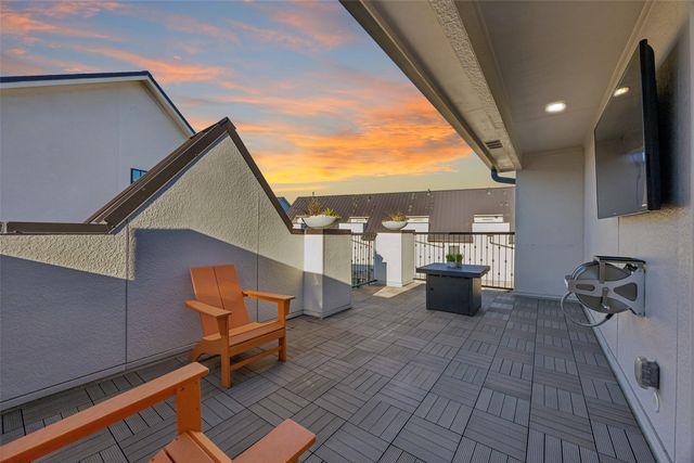 653 Dalton Lane, Irving, TX 75039