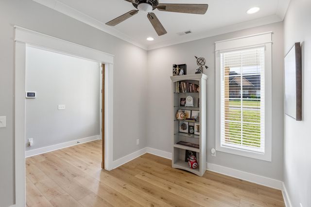 206 Rochelle Circle NE, Charleston, TN 37310