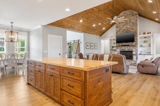 206 Rochelle Circle NE, Charleston, TN 37310