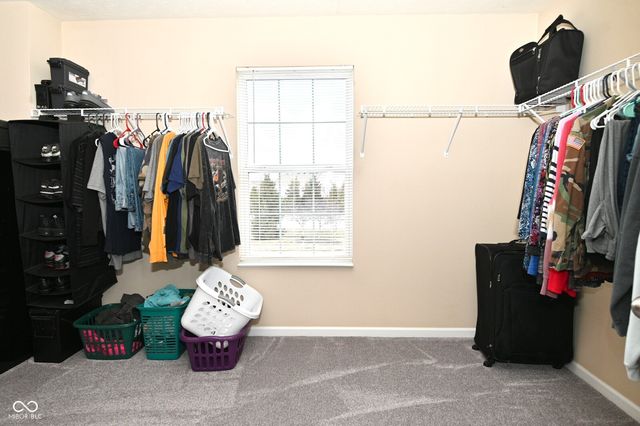 8643 Pattype Lane, Avon, IN 46123