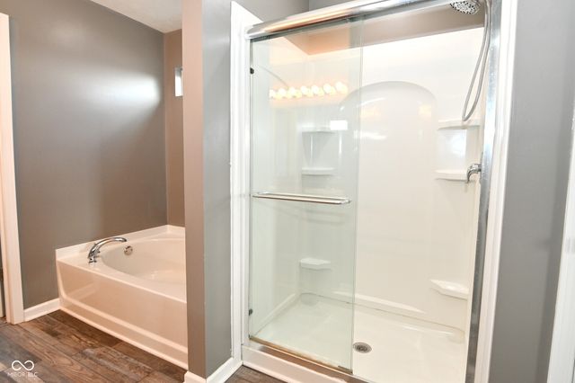 8643 Pattype Lane, Avon, IN 46123