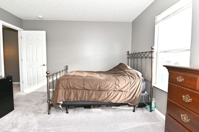 8643 Pattype Lane, Avon, IN 46123