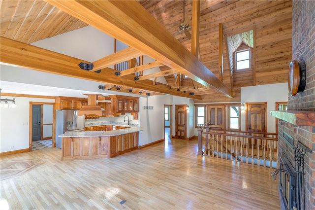 23400 Cottage Lane, Harrisonville, MO 64701