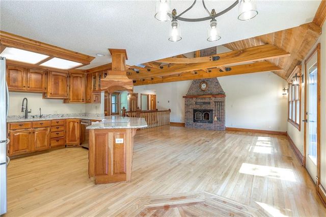 23400 Cottage Lane, Harrisonville, MO 64701