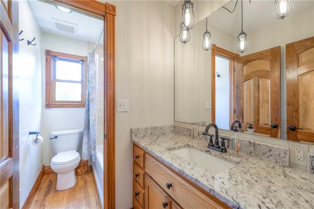 23400 Cottage Lane, Harrisonville, MO 64701