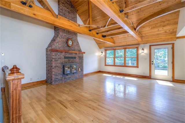 23400 Cottage Lane, Harrisonville, MO 64701