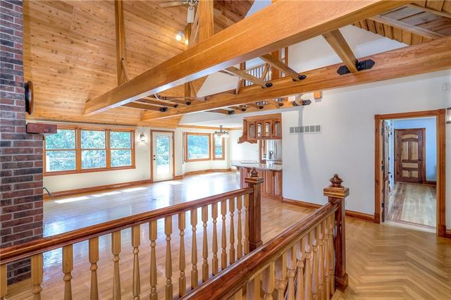 23400 Cottage Lane, Harrisonville, MO 64701