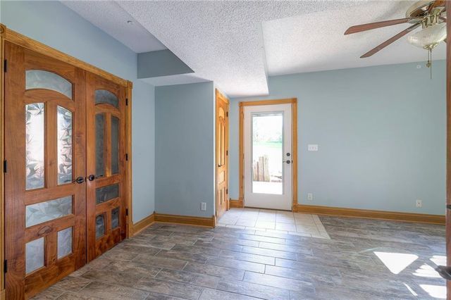 23400 Cottage Lane, Harrisonville, MO 64701