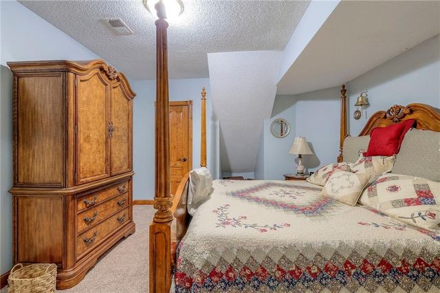 23400 Cottage Lane, Harrisonville, MO 64701