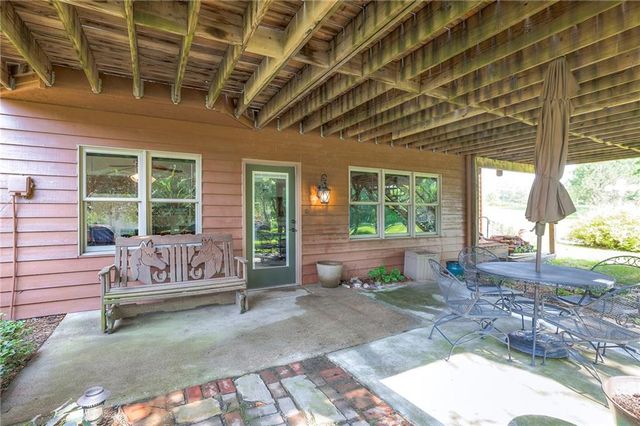 23400 Cottage Lane, Harrisonville, MO 64701