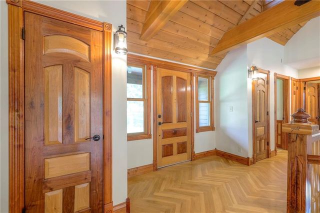 23400 Cottage Lane, Harrisonville, MO 64701