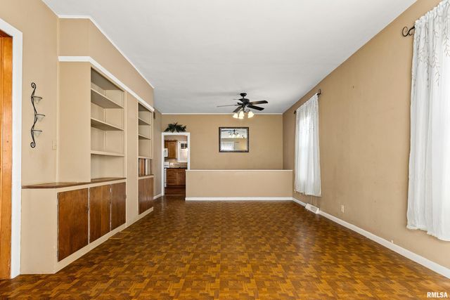 523 N MAIN Street, Morton, IL 61550