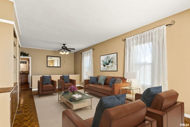 523 N MAIN Street, Morton, IL 61550