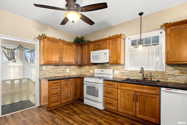 523 N MAIN Street, Morton, IL 61550