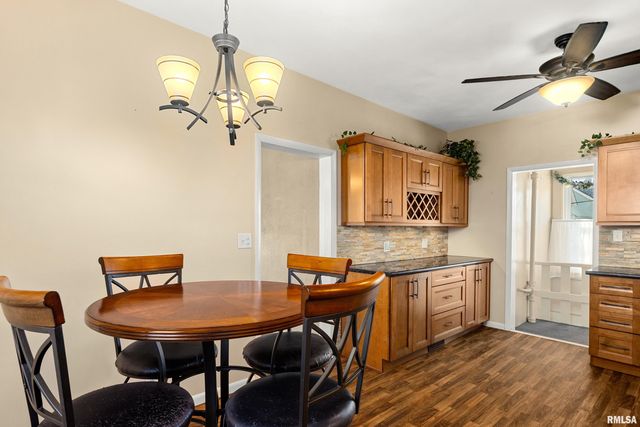 523 N MAIN Street, Morton, IL 61550