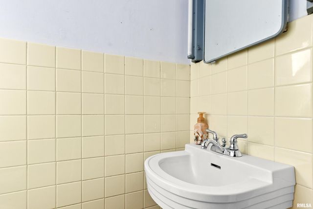 523 N MAIN Street, Morton, IL 61550