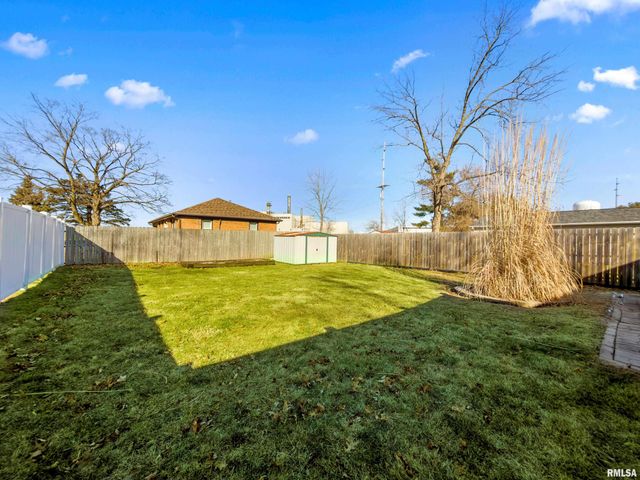 523 N MAIN Street, Morton, IL 61550