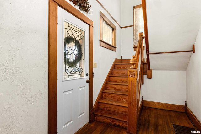 523 N MAIN Street, Morton, IL 61550