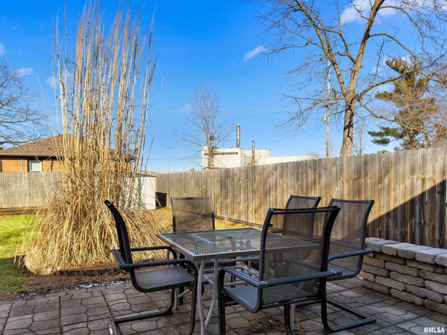 523 N MAIN Street, Morton, IL 61550