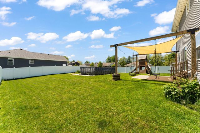5535 Malibu Drive, Lowell, IN 46356