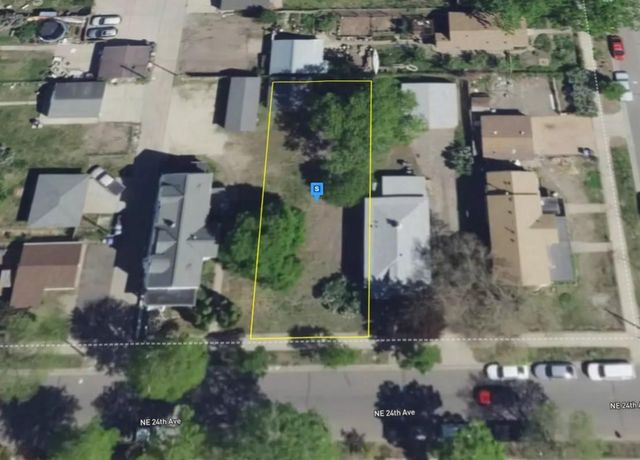 823 24th Avenue NE, Minneapolis, MN 55418