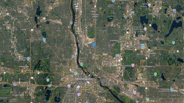 823 24th Avenue NE, Minneapolis, MN 55418