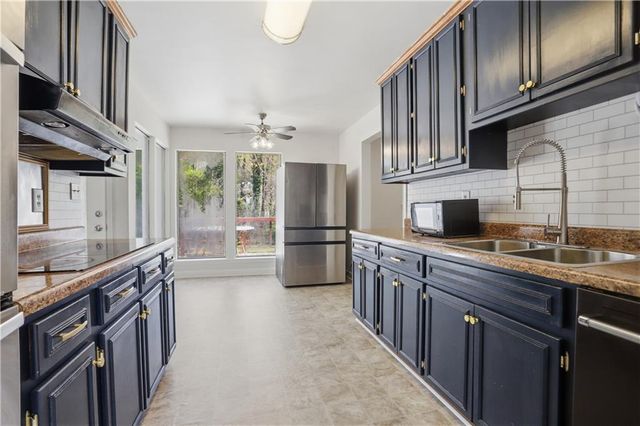 256 Jefferson Circle, Macon, GA 31220