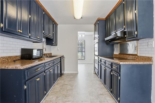 256 Jefferson Circle, Macon, GA 31220