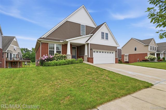 36945 Everett Drive, Westland, MI 48185