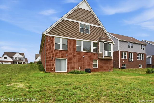 36945 Everett Drive, Westland, MI 48185