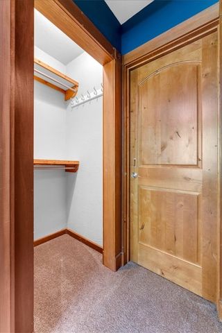 4 Douglas Street, Eureka Springs, AR 72632